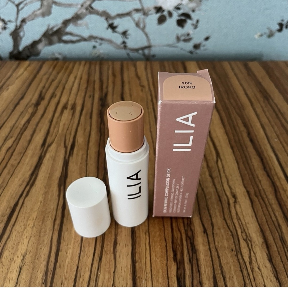 BRAND NEW-ILIA Skin Rewind Complexion Stick Color 20N Iroko